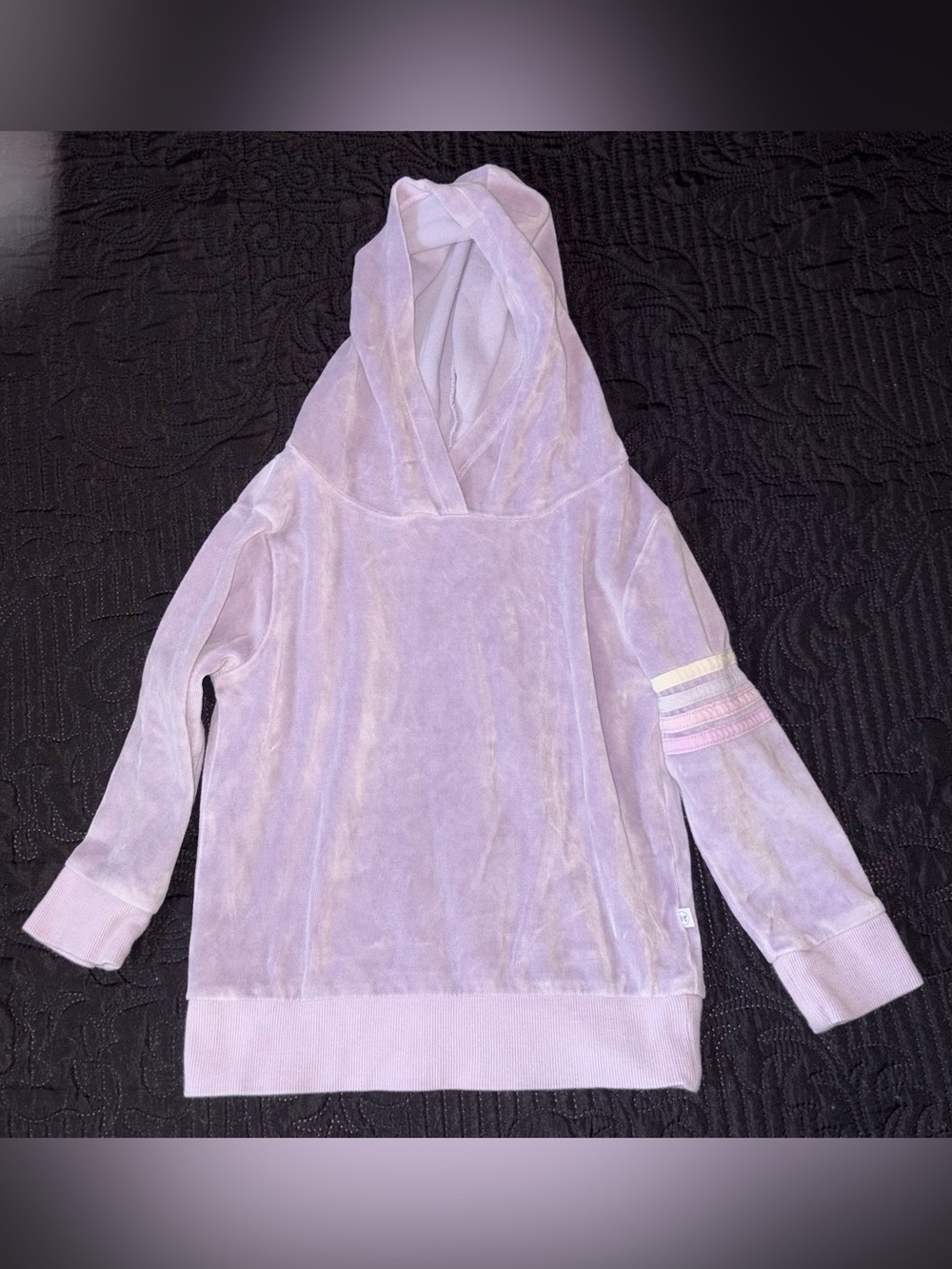 The Honest Company Lavender Pullover Hoodie Size 5T